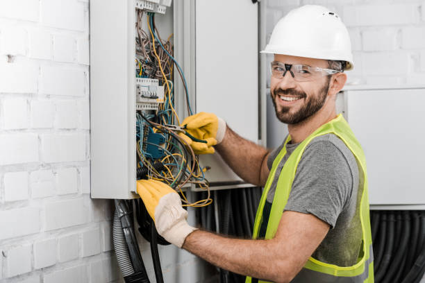 Best Electrical Contractors for Businesses  in Edinburg, IL